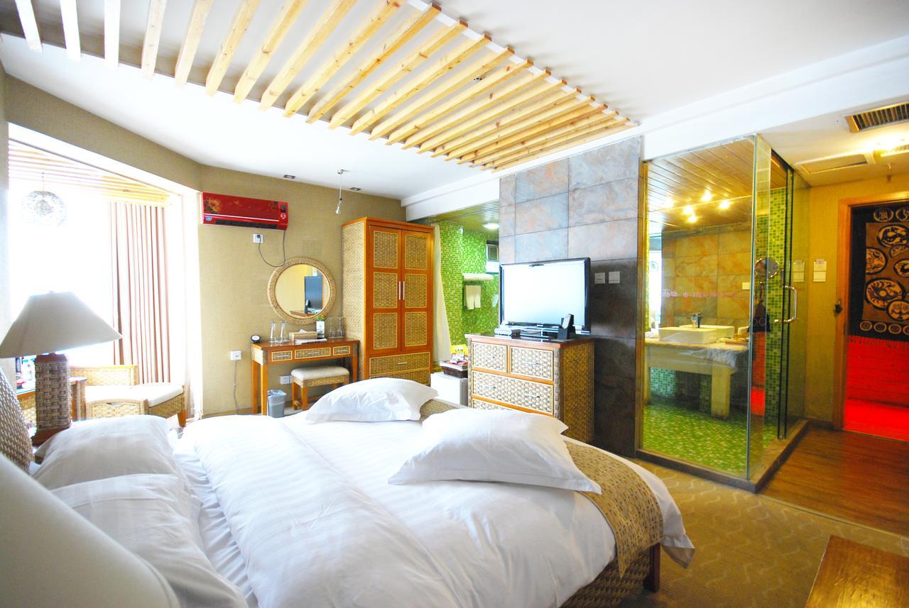 Hotel Xinjiang Yema International Clubhouse Urumqi Esterno foto
