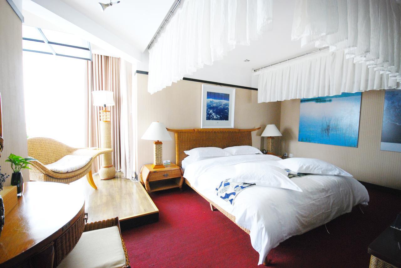 Hotel Xinjiang Yema International Clubhouse Urumqi Esterno foto