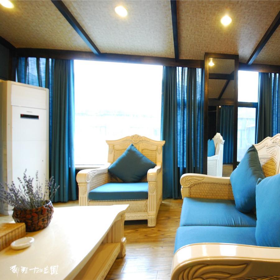 Hotel Xinjiang Yema International Clubhouse Urumqi Esterno foto
